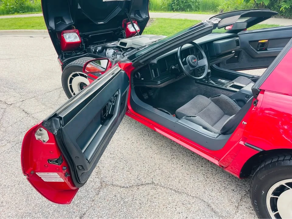 1984 Chevrolet Corvette C4 - Image 13 of 20