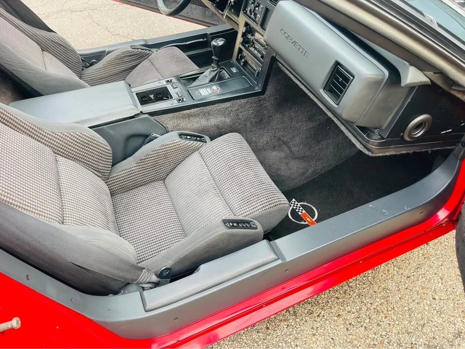 1984 Chevrolet Corvette C4 - Image 14 of 19