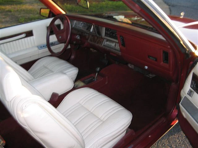 1984 Chrysler LeBaron - Image 2 of 2