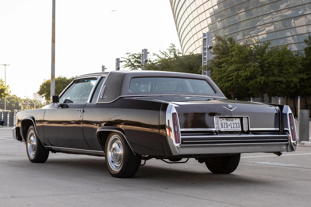 1984 Cadillac DeVille 5th Gen - Image 4 of 31