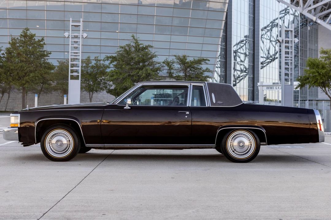1984 Cadillac DeVille 5th Gen - Image 8 of 31