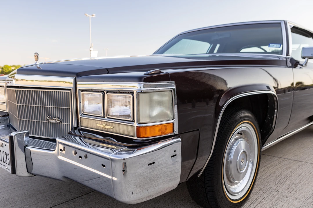 1984 Cadillac DeVille 5th Gen - Image 16 of 31