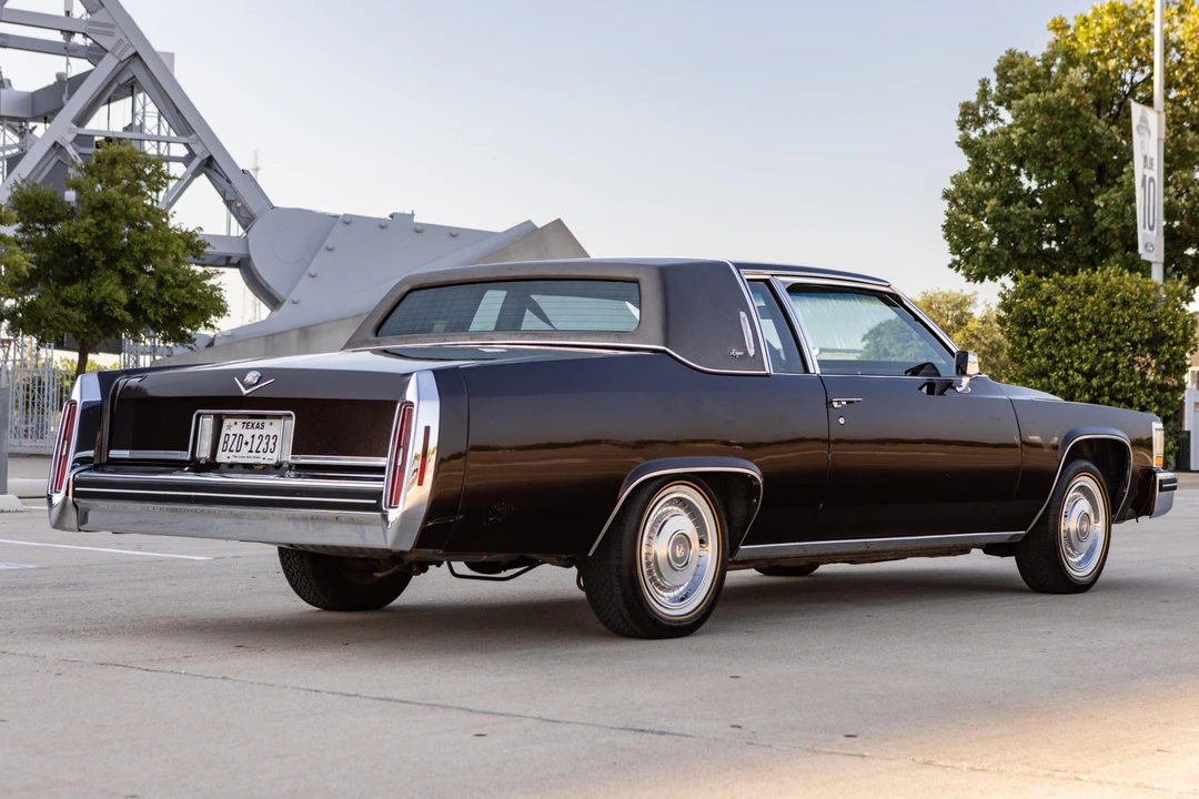 1984 Cadillac DeVille 5th Gen - Image 9 of 31
