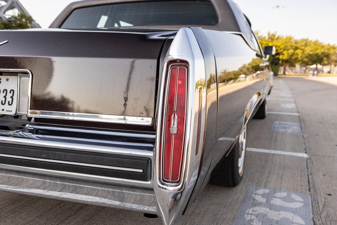 1984 Cadillac DeVille 5th Gen - Image 26 of 31