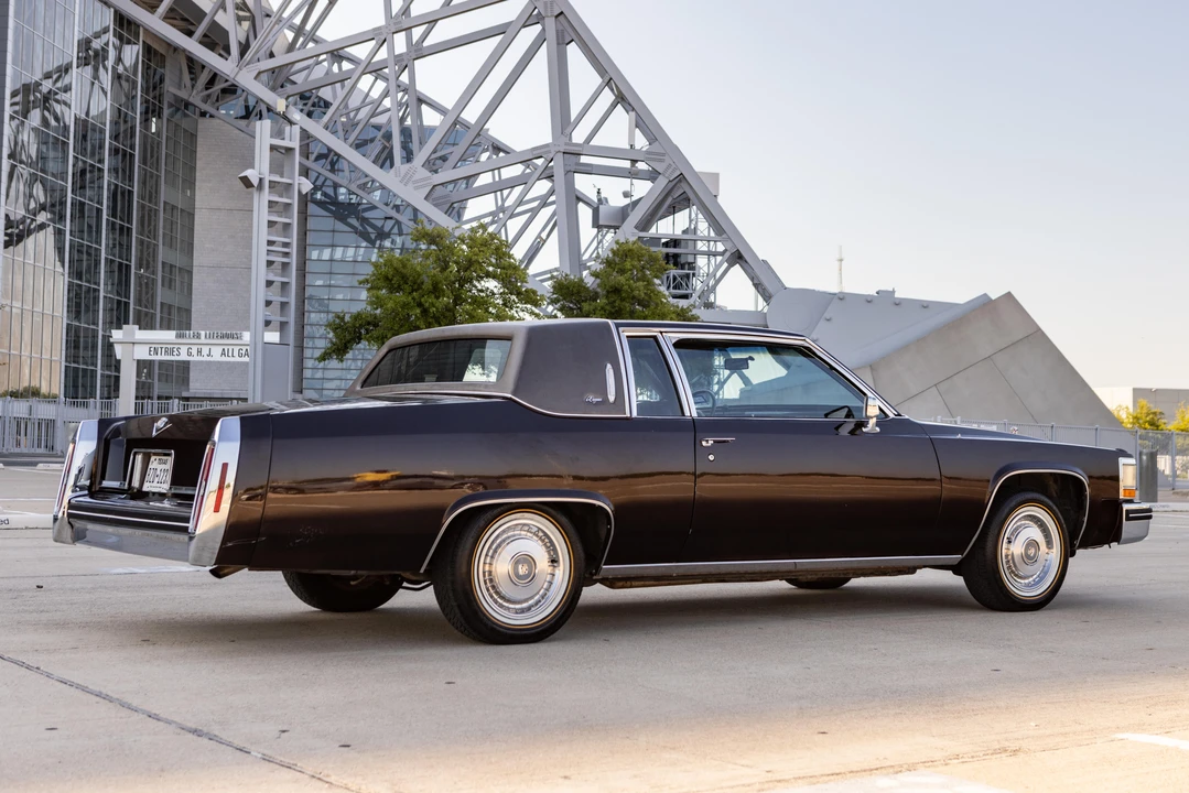 1984 Cadillac DeVille 5th Gen - Image 10 of 31