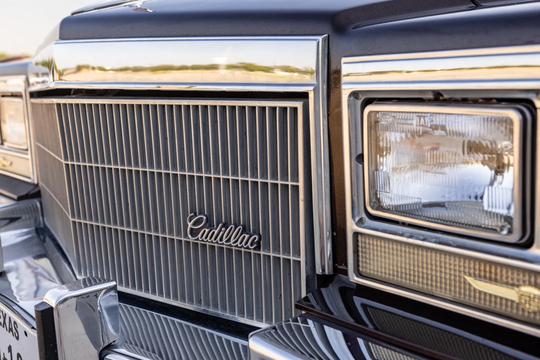 1984 Cadillac DeVille 5th Gen - Image 14 of 31