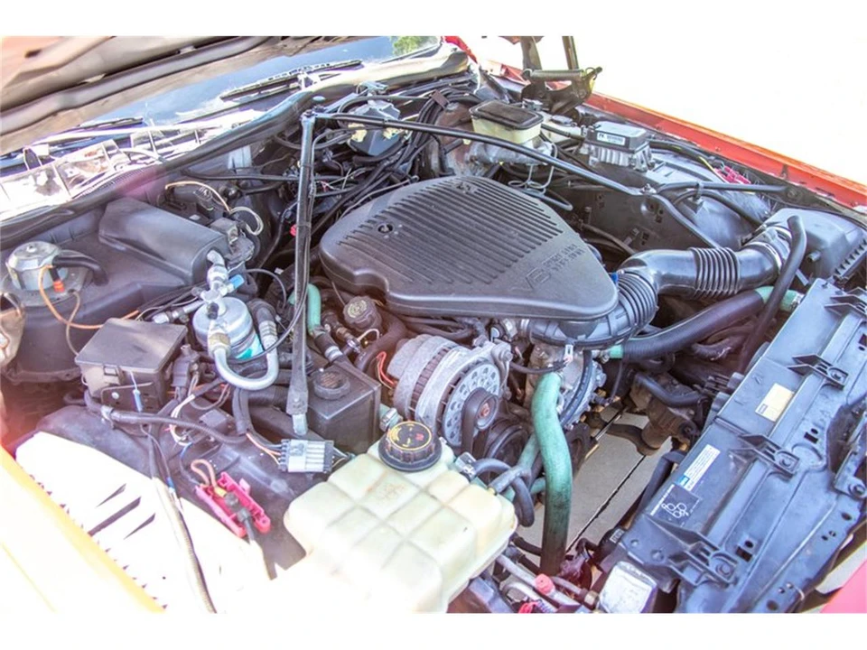 1984 Cadillac DeVille 5th Gen - Image 17 of 31