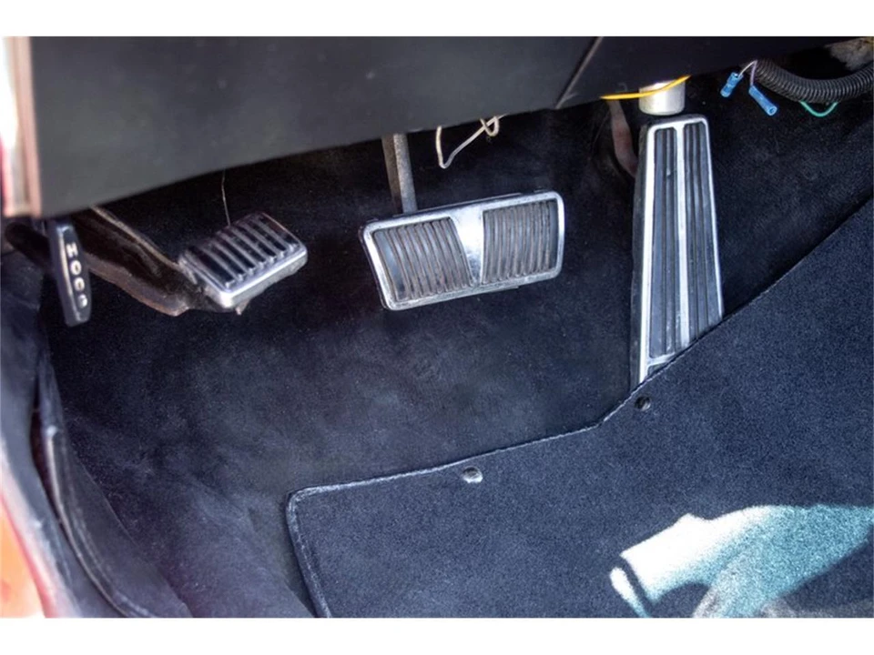 1984 Cadillac DeVille 5th Gen - Image 24 of 31