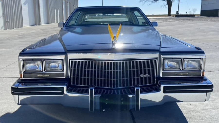 1984 Cadillac DeVille 5th Gen - Image 18 of 21