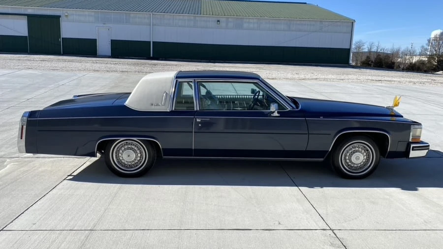1984 Cadillac DeVille 5th Gen - Image 20 of 21