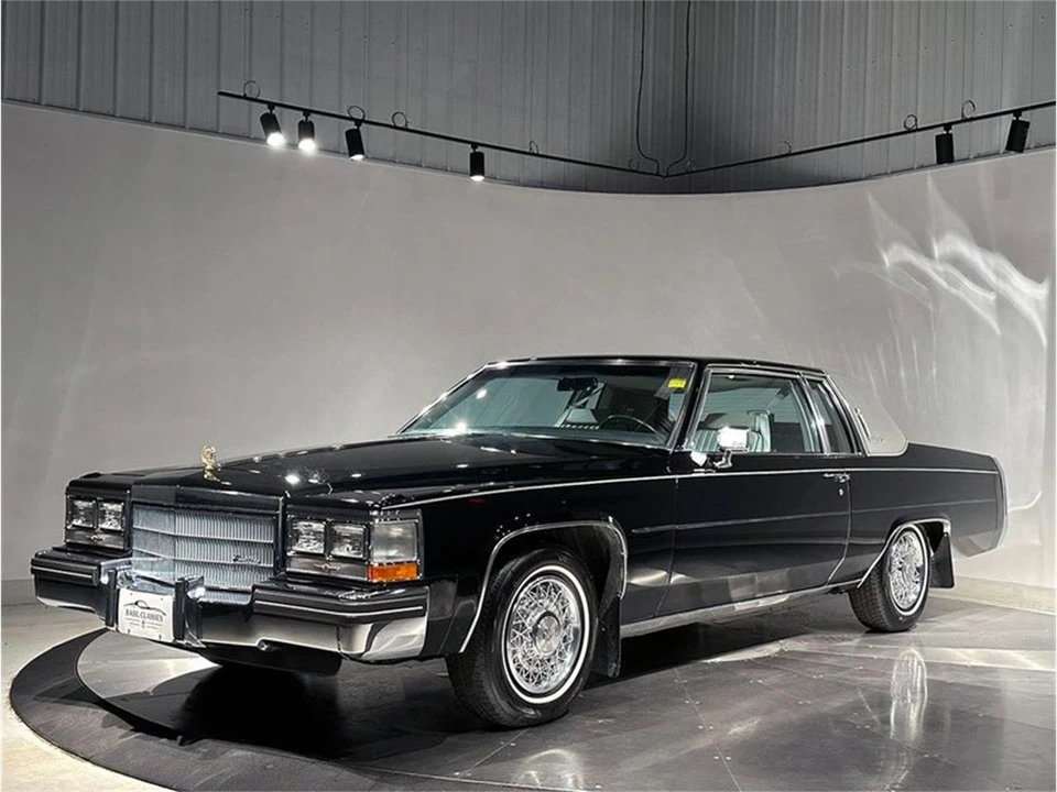 1984 Cadillac DeVille 5th Gen - Image 2 of 31