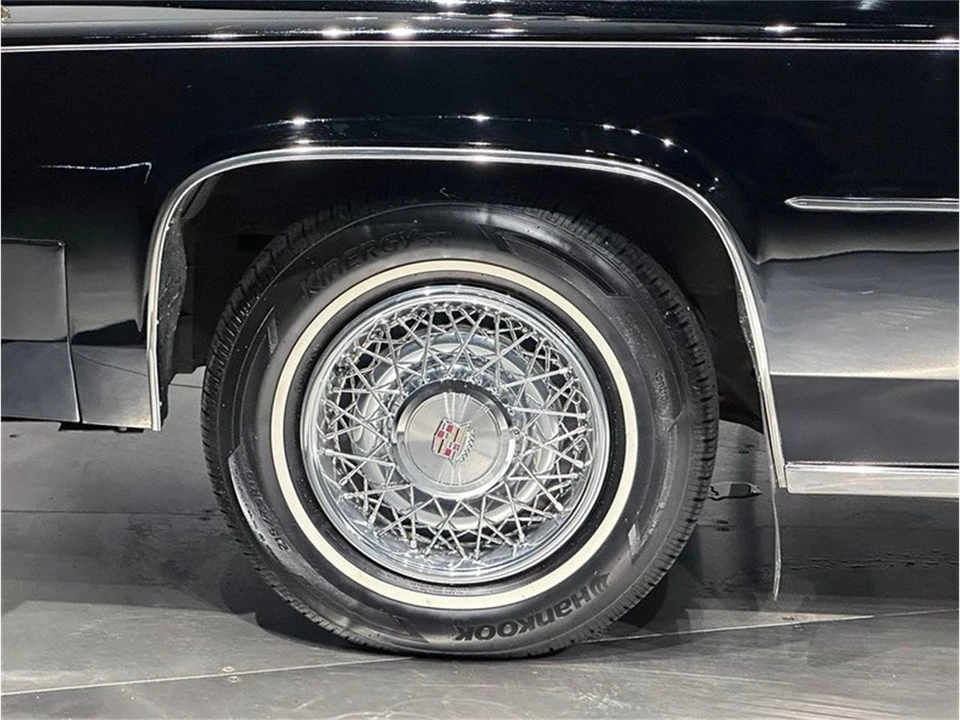 1984 Cadillac DeVille 5th Gen - Image 13 of 31