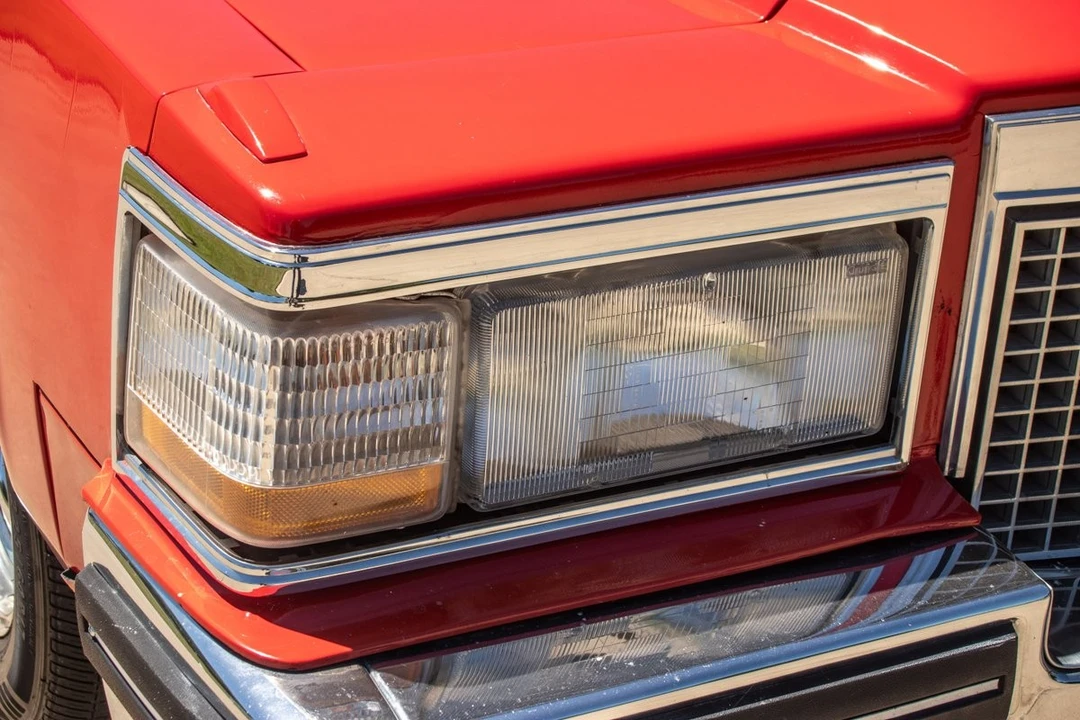 1984 Cadillac DeVille 5th Gen - Image 11 of 31