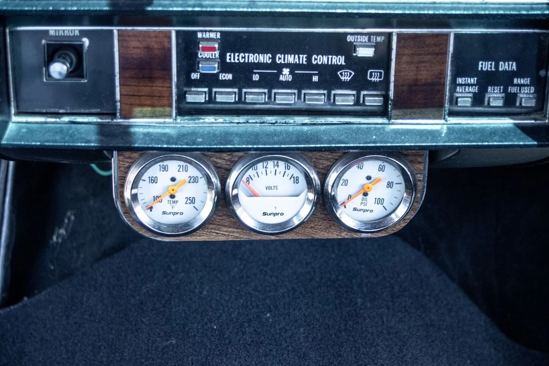 1984 Cadillac DeVille 5th Gen - Image 29 of 31