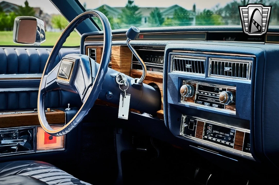 1984 Cadillac DeVille 5th Gen - Image 17 of 21