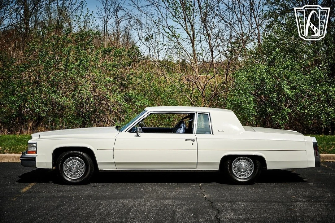 1984 Cadillac DeVille 5th Gen - Image 7 of 12