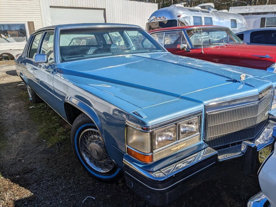 1984 Cadillac DeVille 5th Gen - Image 3 of 31