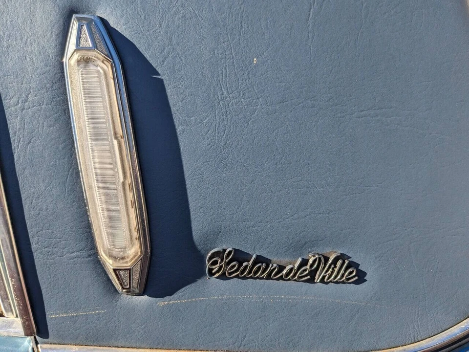 1984 Cadillac DeVille 5th Gen - Image 11 of 31