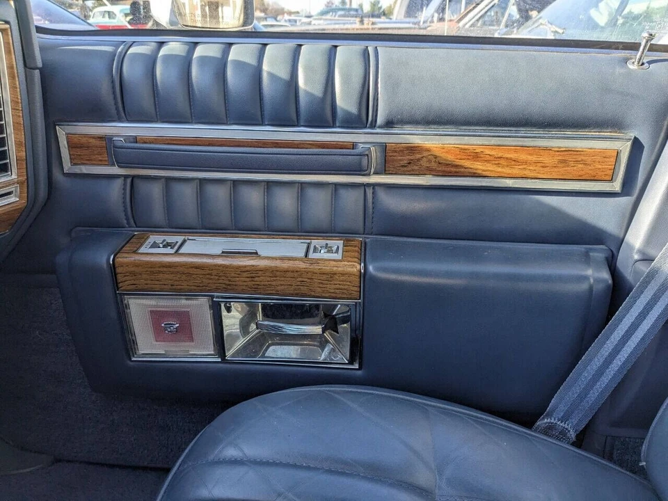 1984 Cadillac DeVille 5th Gen - Image 19 of 31