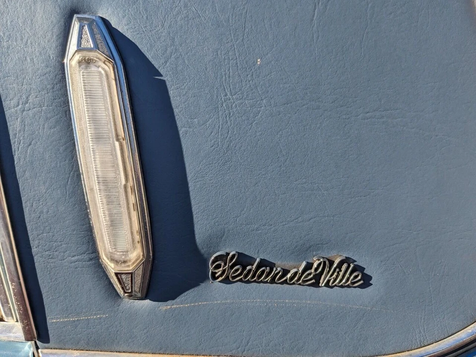 1984 Cadillac DeVille 5th Gen - Image 11 of 12