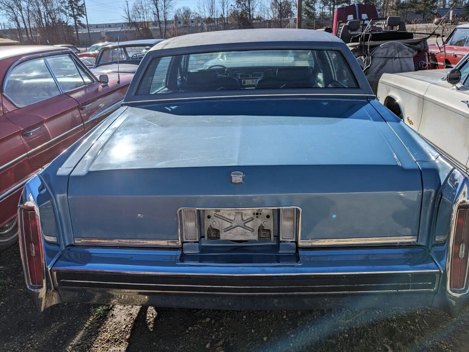 1984 Cadillac DeVille 5th Gen - Image 5 of 12