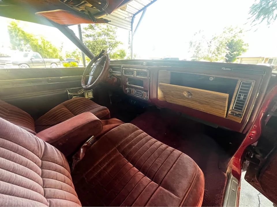 1984 Cadillac DeVille 5th Gen - Image 5 of 6