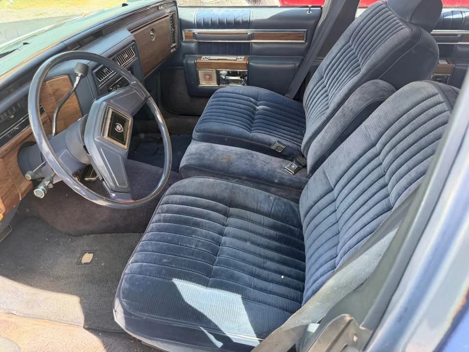 1984 Cadillac DeVille 5th Gen - Image 3 of 4