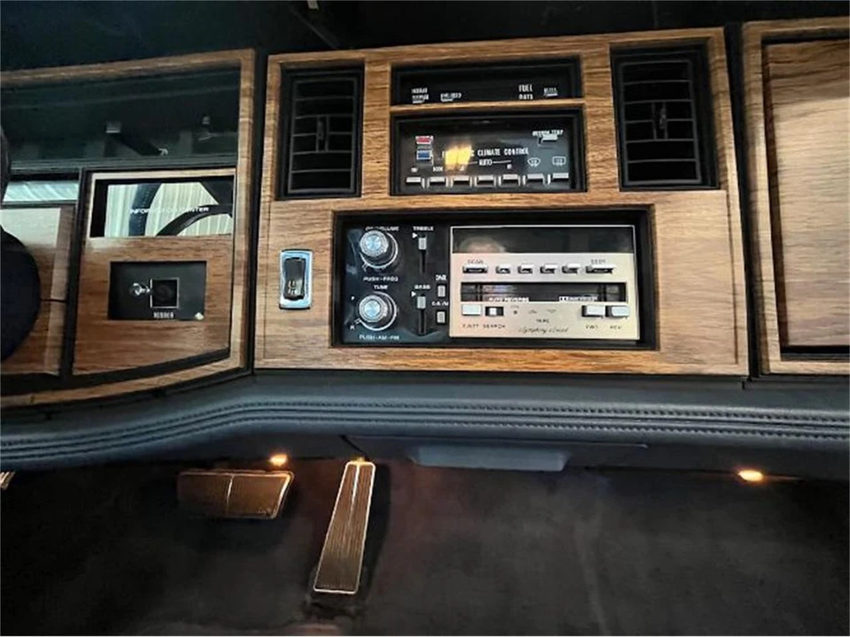 1984 Cadillac Eldorado 10th Gen - Image 20 of 30