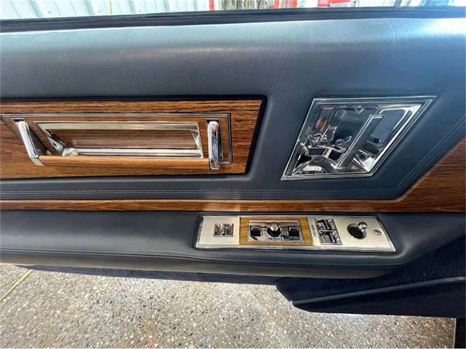 1984 Cadillac Eldorado 10th Gen - Image 23 of 30