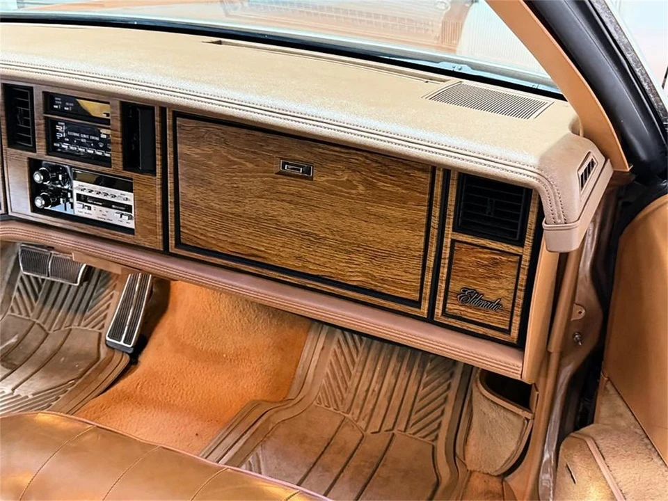 1984 Cadillac Eldorado 10th Gen - Image 24 of 31