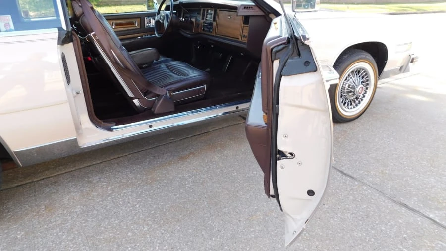 1984 Cadillac Eldorado 10th Gen - Image 8 of 16