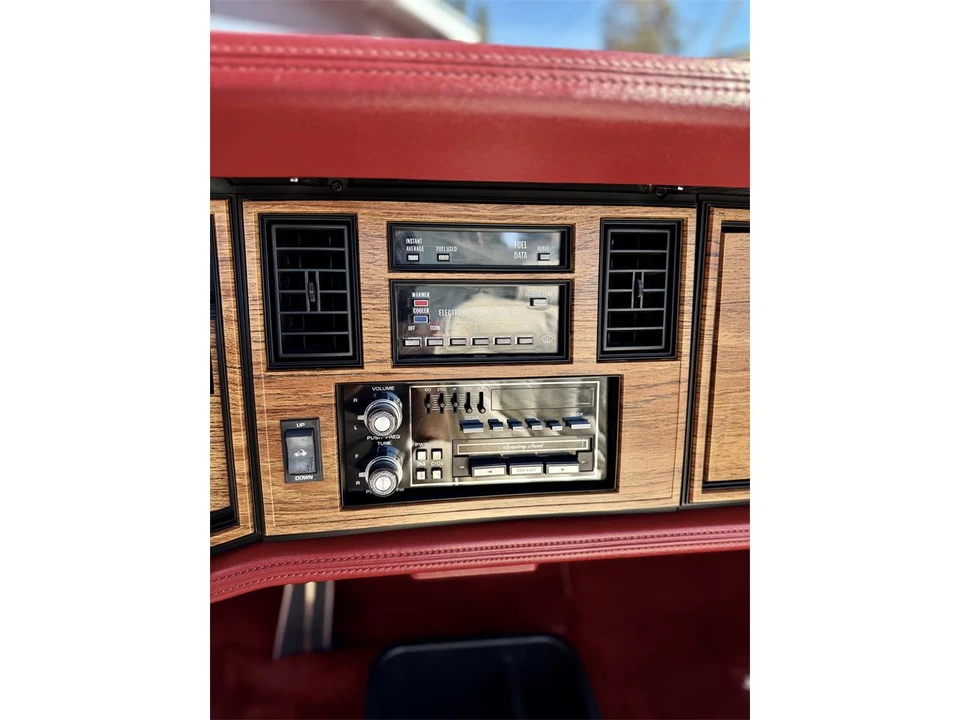 1984 Cadillac Eldorado 10th Gen - Image 24 of 29