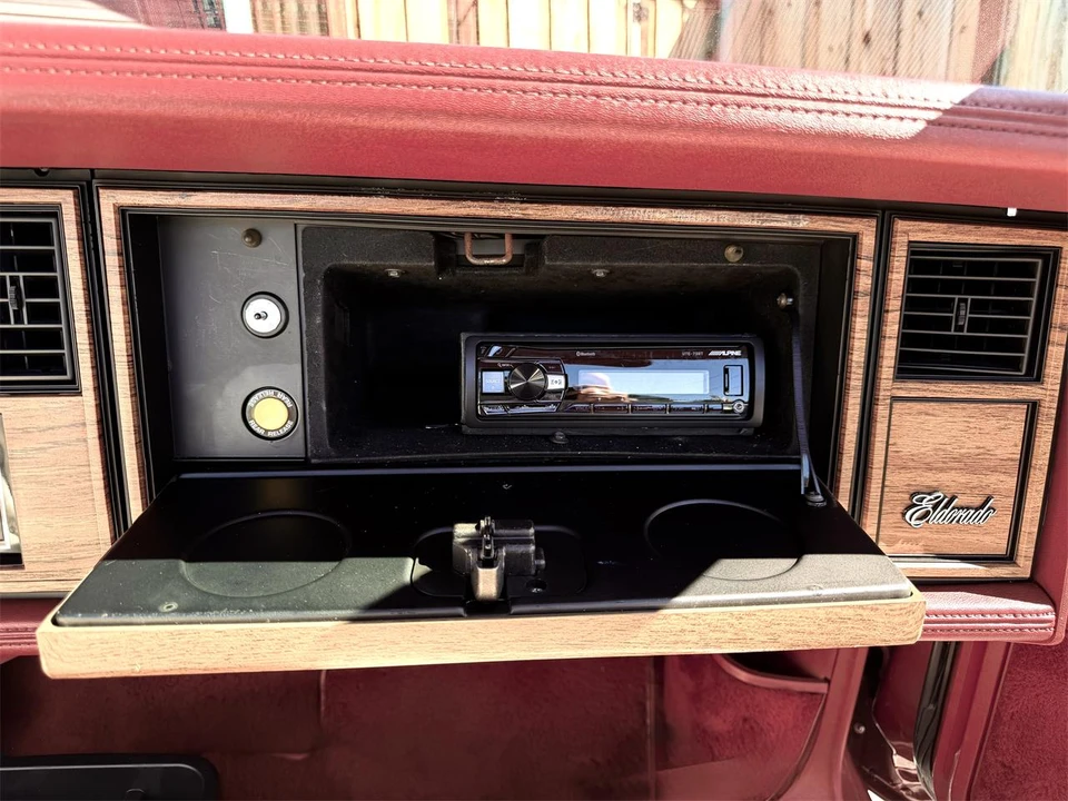 1984 Cadillac Eldorado 10th Gen - Image 25 of 29