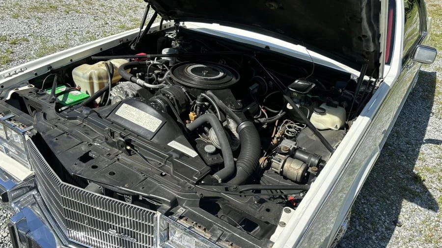 1984 Cadillac Eldorado 10th Gen - Image 16 of 19