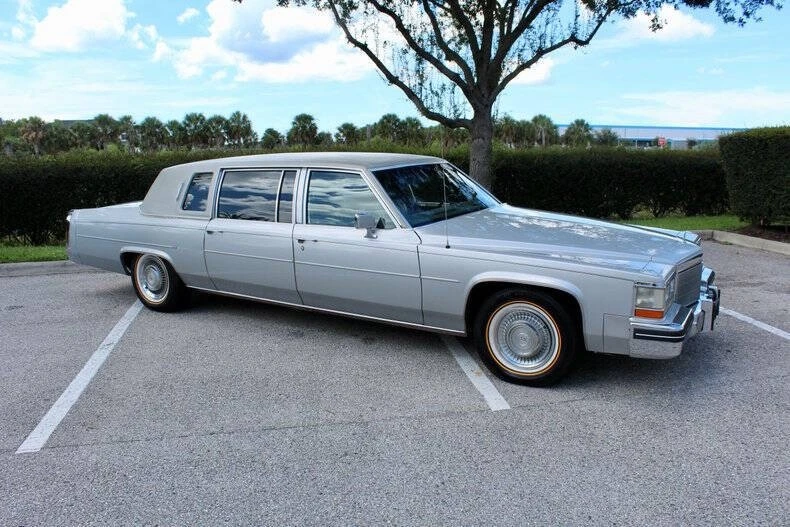 1984 Cadillac Fleetwood - Image 17 of 31