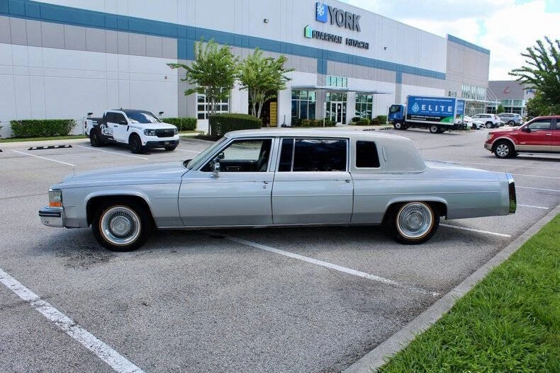 1984 Cadillac Fleetwood - Image 21 of 31