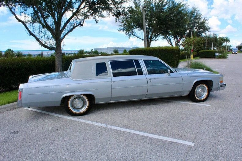 1984 Cadillac Fleetwood - Image 15 of 31