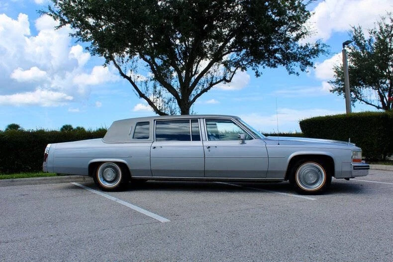 1984 Cadillac Fleetwood - Image 2 of 31