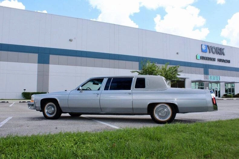 1984 Cadillac Fleetwood - Image 10 of 31