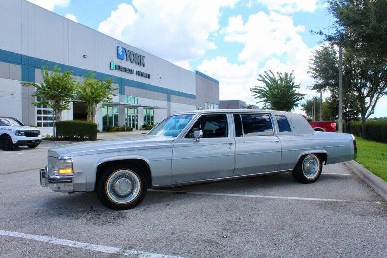 1984 Cadillac Fleetwood - Image 8 of 31