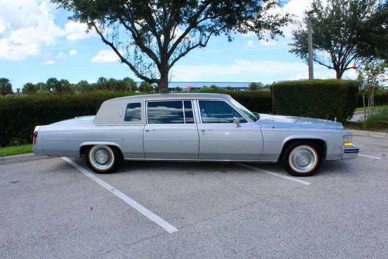 1984 Cadillac Fleetwood - Image 16 of 31
