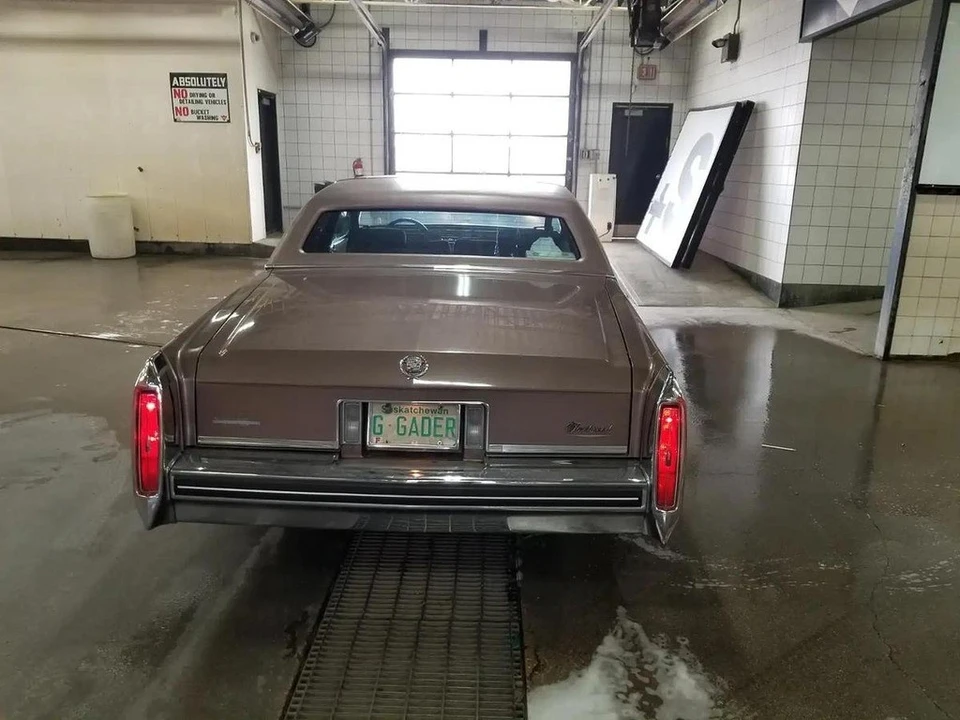 1984 Cadillac Fleetwood - Image 3 of 11