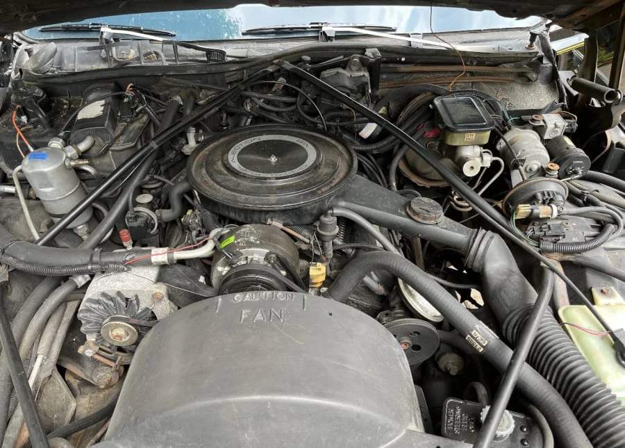1984 Cadillac Fleetwood - Image 9 of 10