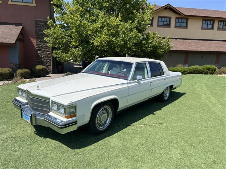 1984 Cadillac Fleetwood - Image 3 of 15