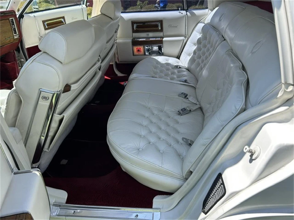 1984 Cadillac Fleetwood - Image 13 of 15