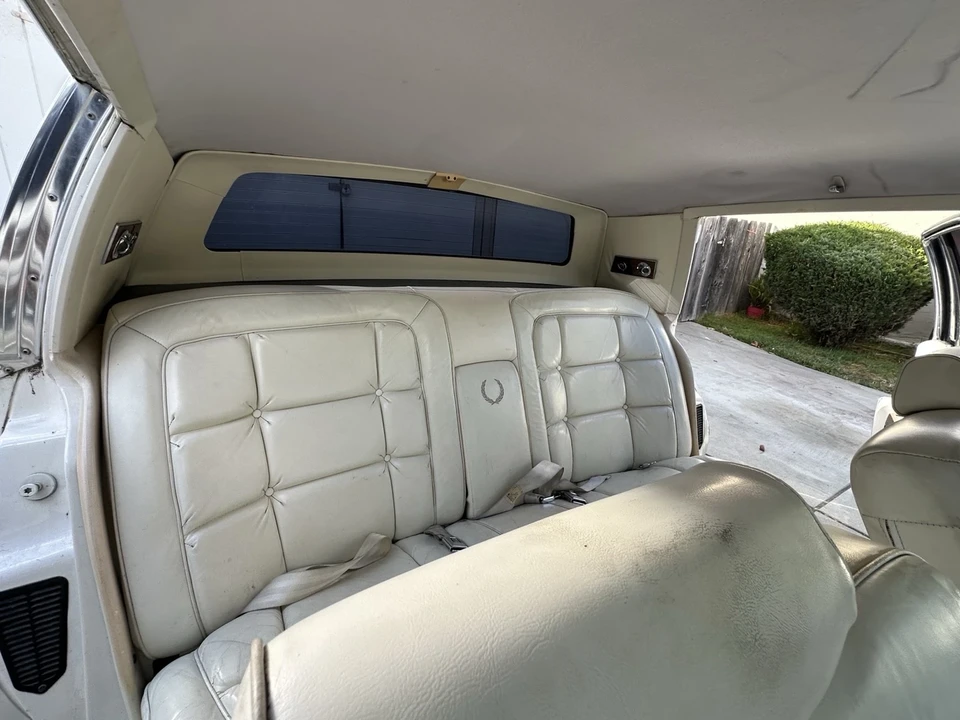1984 Cadillac Brougham - Image 17 of 21