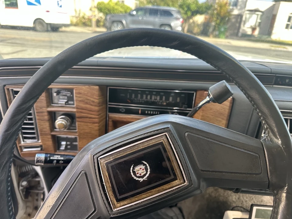 1984 Cadillac Brougham - Image 21 of 21