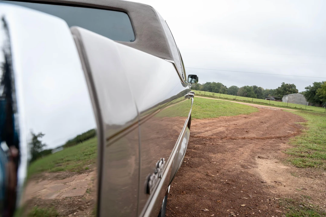 1984 Cadillac Fleetwood - Image 26 of 31