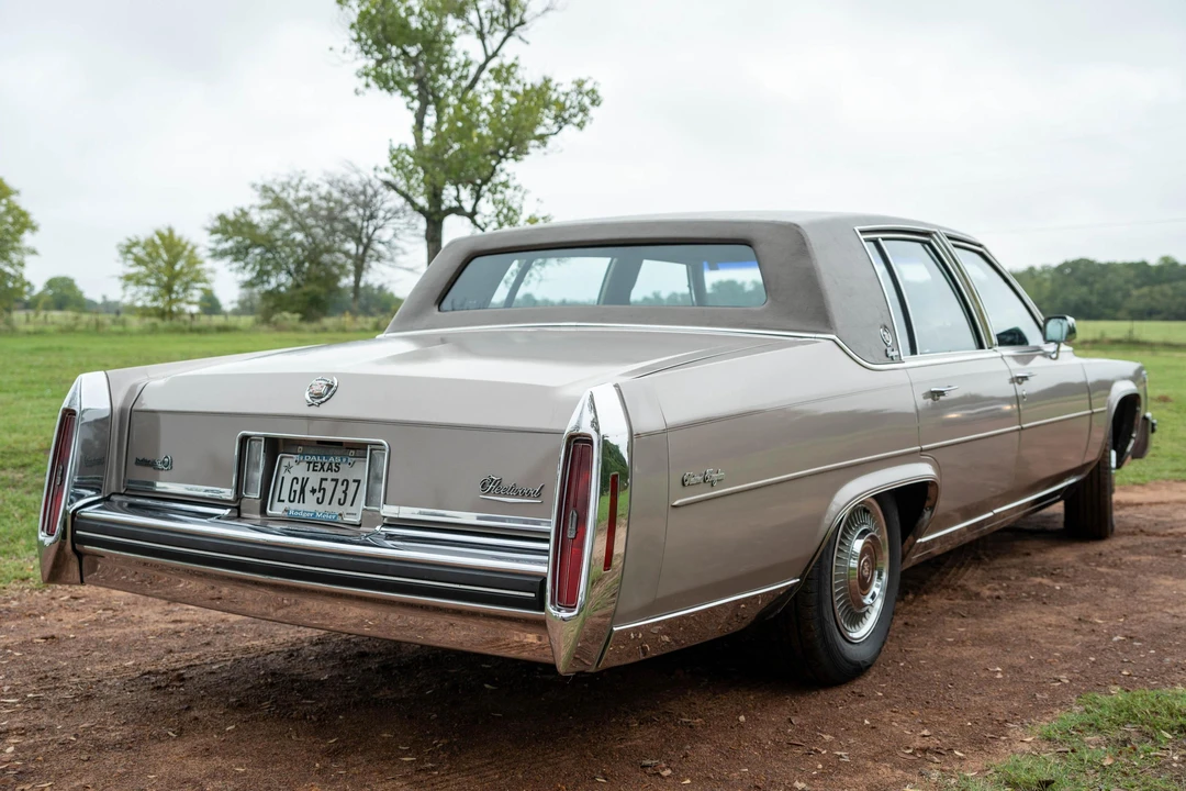 1984 Cadillac Fleetwood - Image 4 of 31