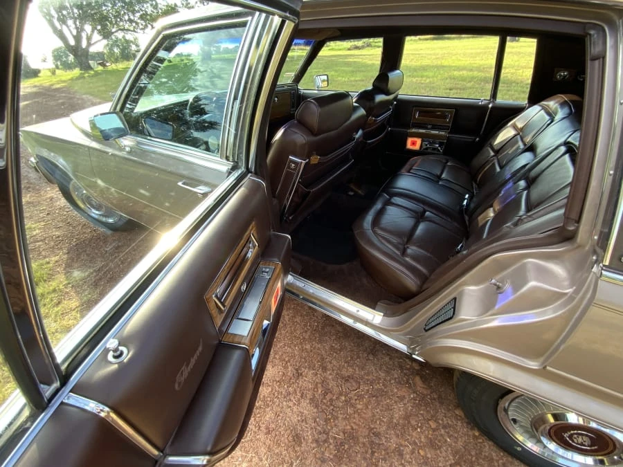 1984 Cadillac Fleetwood - Image 8 of 12